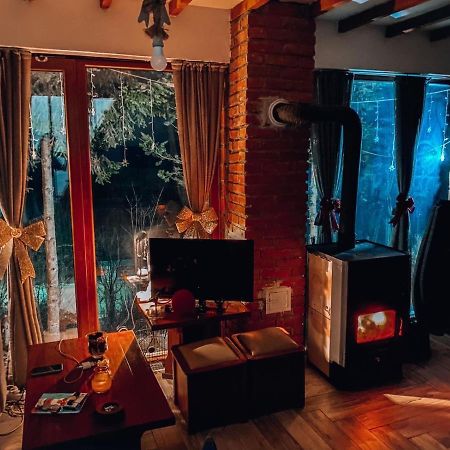 Cece'S Home Mavrovo Bagian luar foto