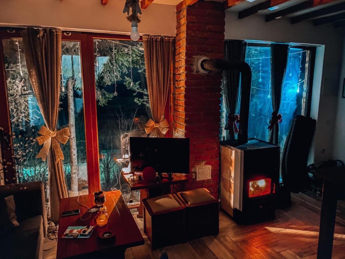 Cece'S Home Mavrovo Bagian luar foto