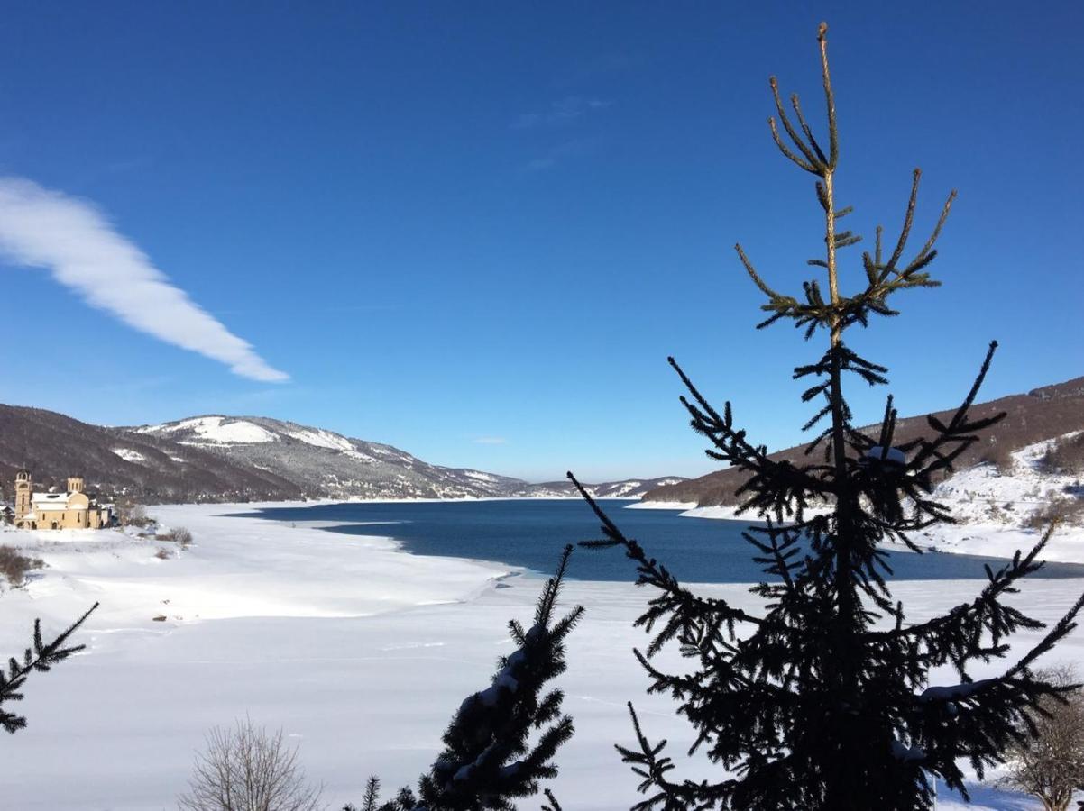 Cece'S Home Mavrovo Bagian luar foto